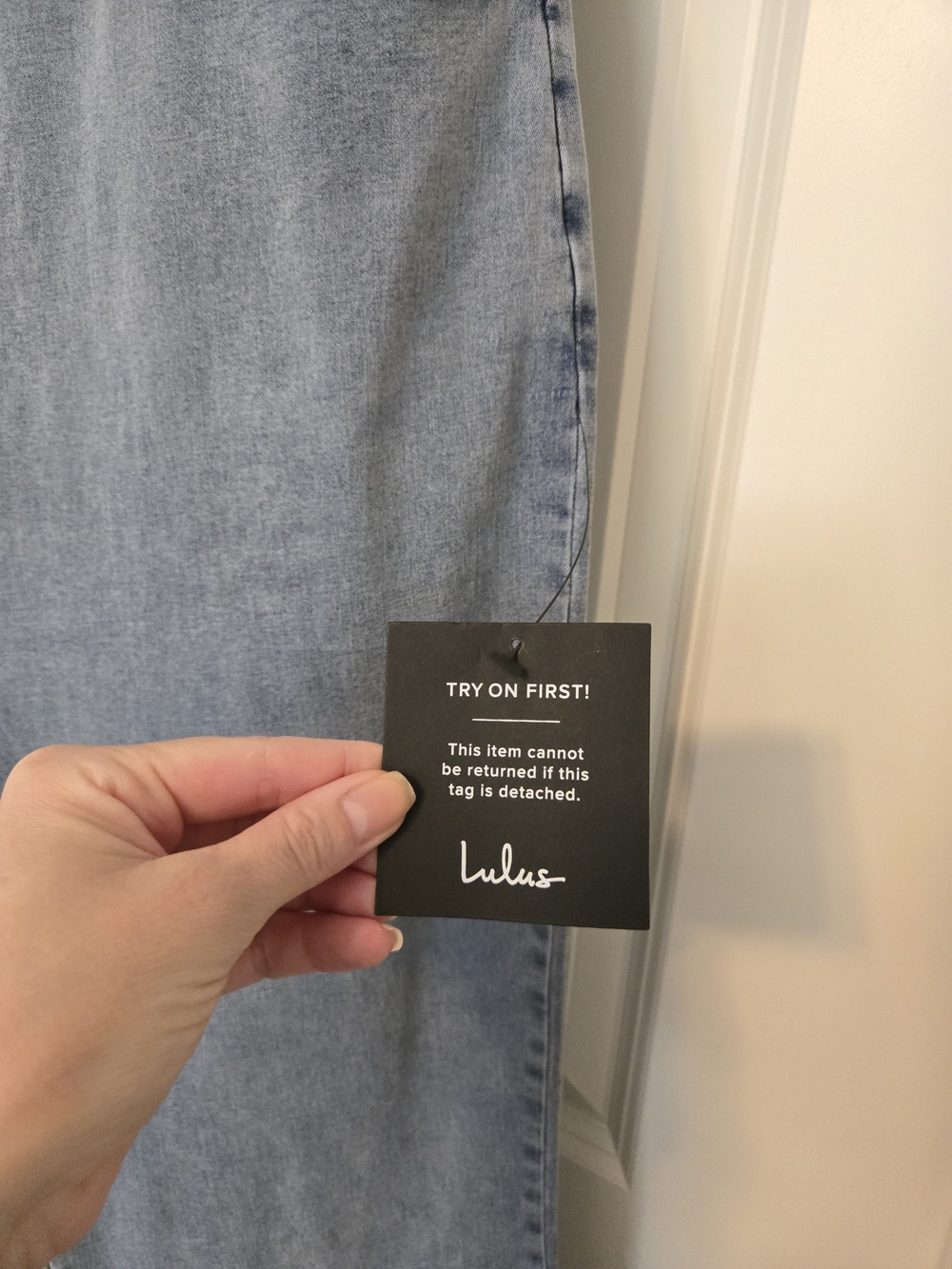 Lulu's Kendra Washed Blue Denim Overalls Jumpsuit NWT SIZE MEDIUM - Picture 3 of 8